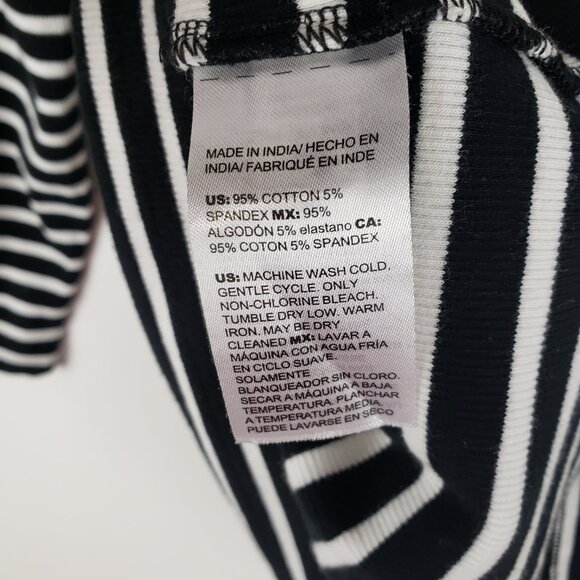 Chicos Stripe Ribbed Henley Tee Black White Zenergy 3/4 Sleeve Size 1 Medium - Picture 6 of 6